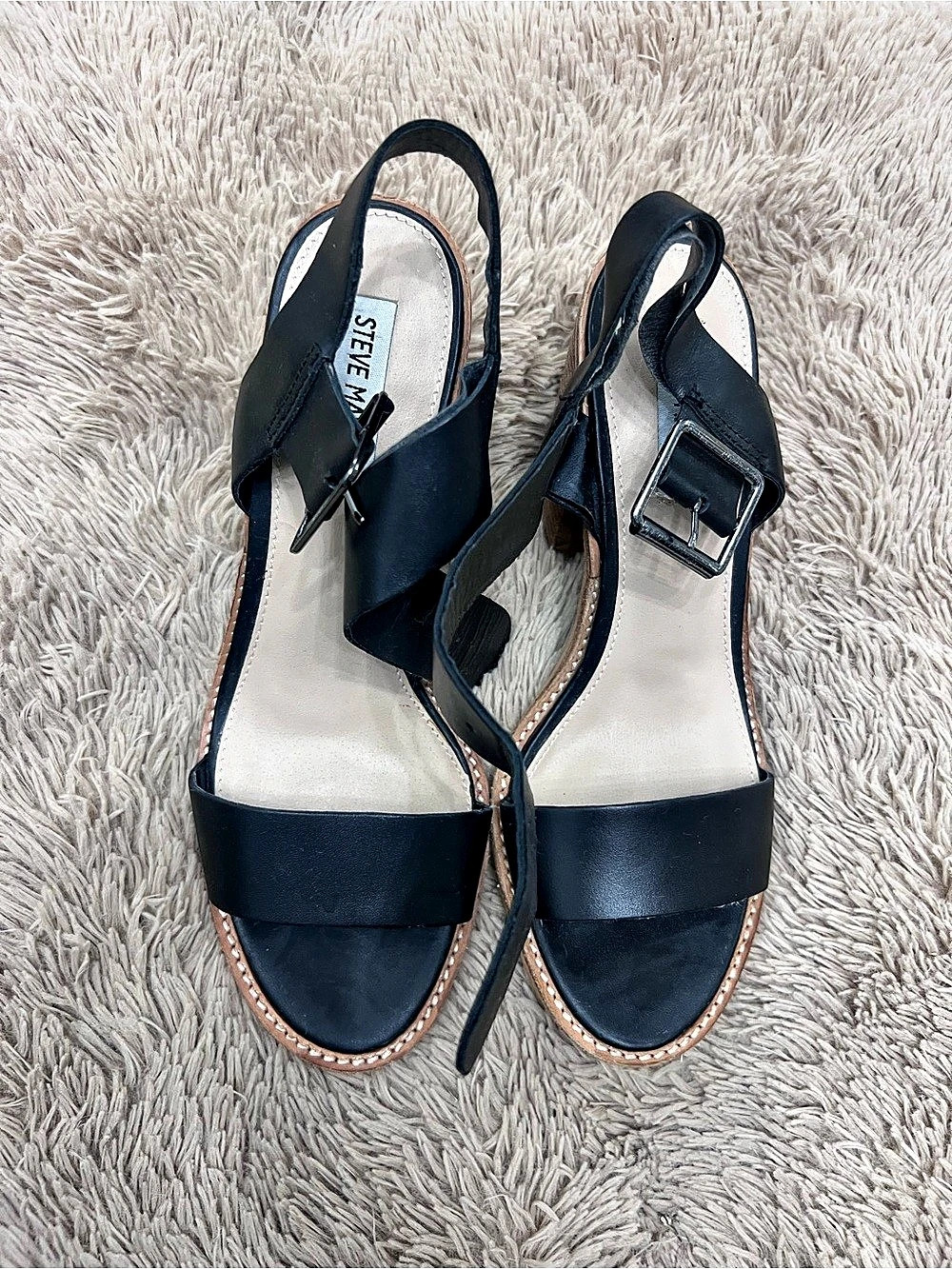 Steve Madden Black Strappy Buckle Sandals W Sz 8